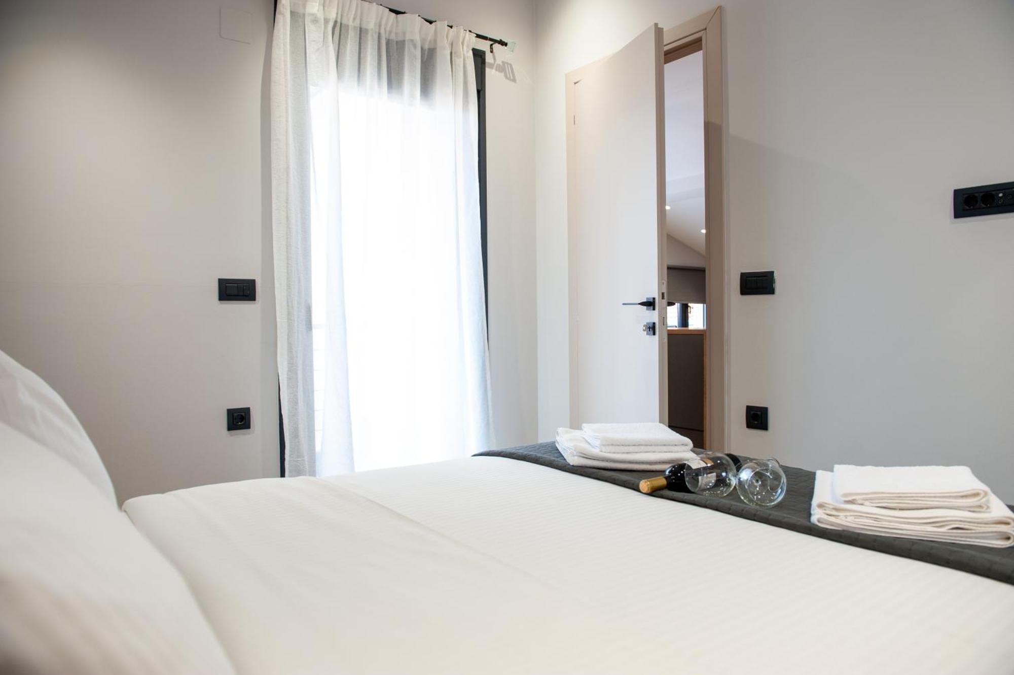 Lovely Guesthouse - 58M2 Mountain View Ioannina Buitenkant foto